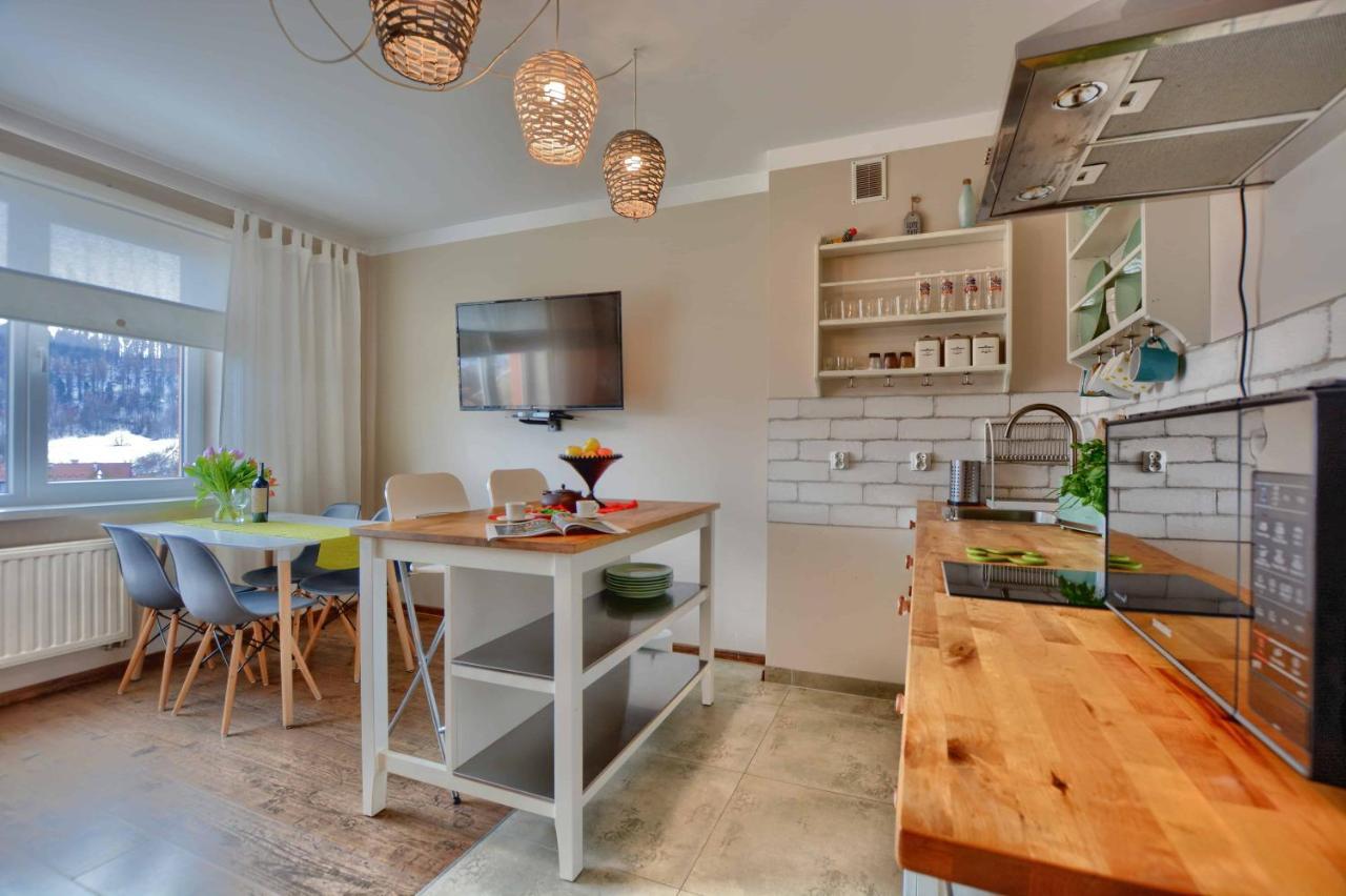 Apartamento Apartament Zielona Mila Ustrzyki Dolne Exterior foto