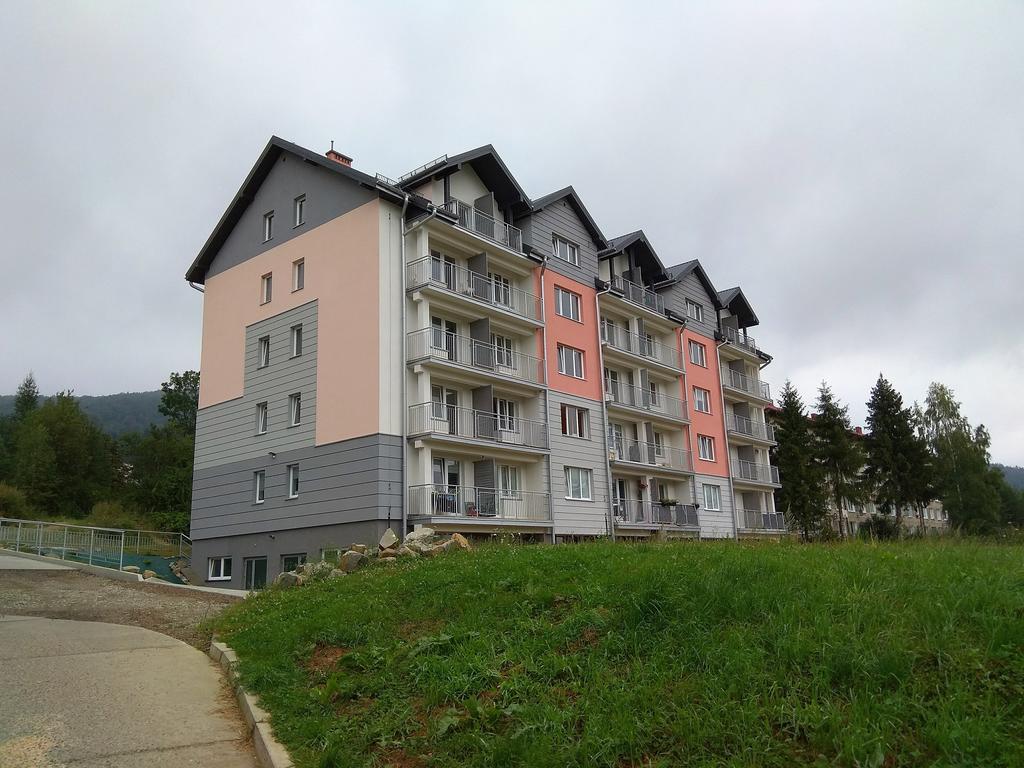 Apartamento Apartament Zielona Mila Ustrzyki Dolne Exterior foto
